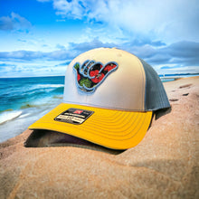 Load image into Gallery viewer, Hang Loose Yellow &amp; Snapback